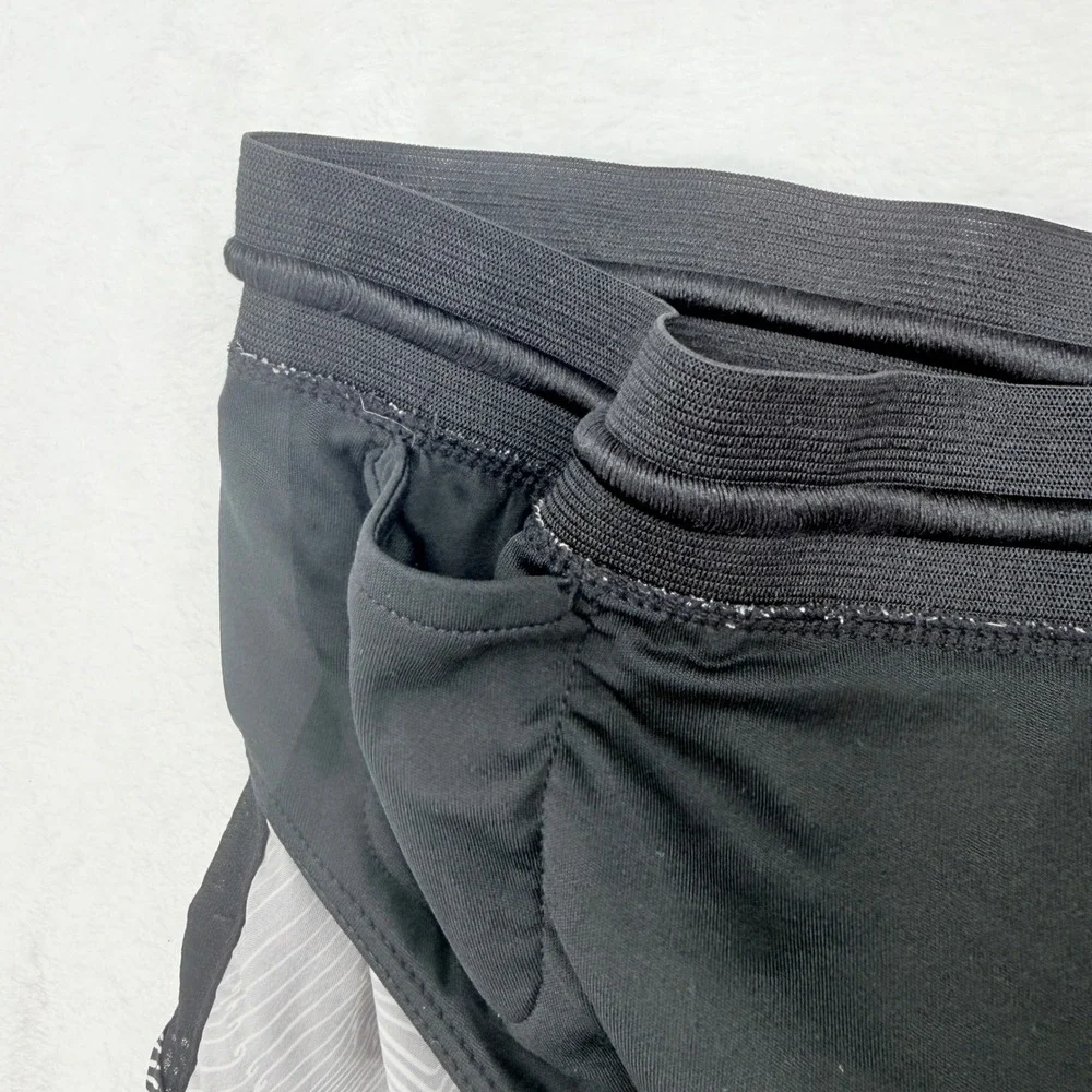 Nike Dri-FIT Running Shorts Womens Small Black Gray Excellent Wavy Print 2